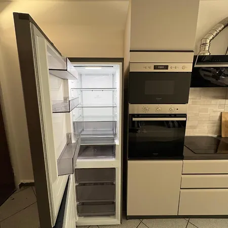 Giovanna's Apartment