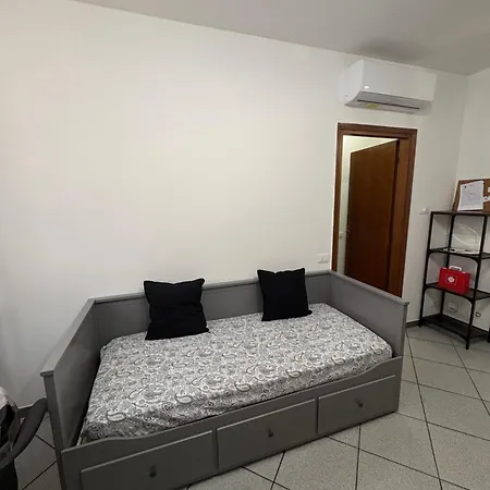 Giovanna's Apartment